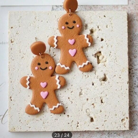 Gingerbread  earrings - Picture 1 of 1